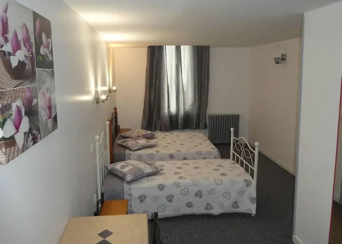 Etanit ! Parking Velo, Etape Bicycle - 1mn A Toute Connection Bus,train Et Aeroport - Calme Plein Centre De Pour Visiter,manger - Climatisees, Spacieuses Amenagees Pour Singles, Couple, Et Ou Familles - Consigne Et Petit Dej En * ベジエ